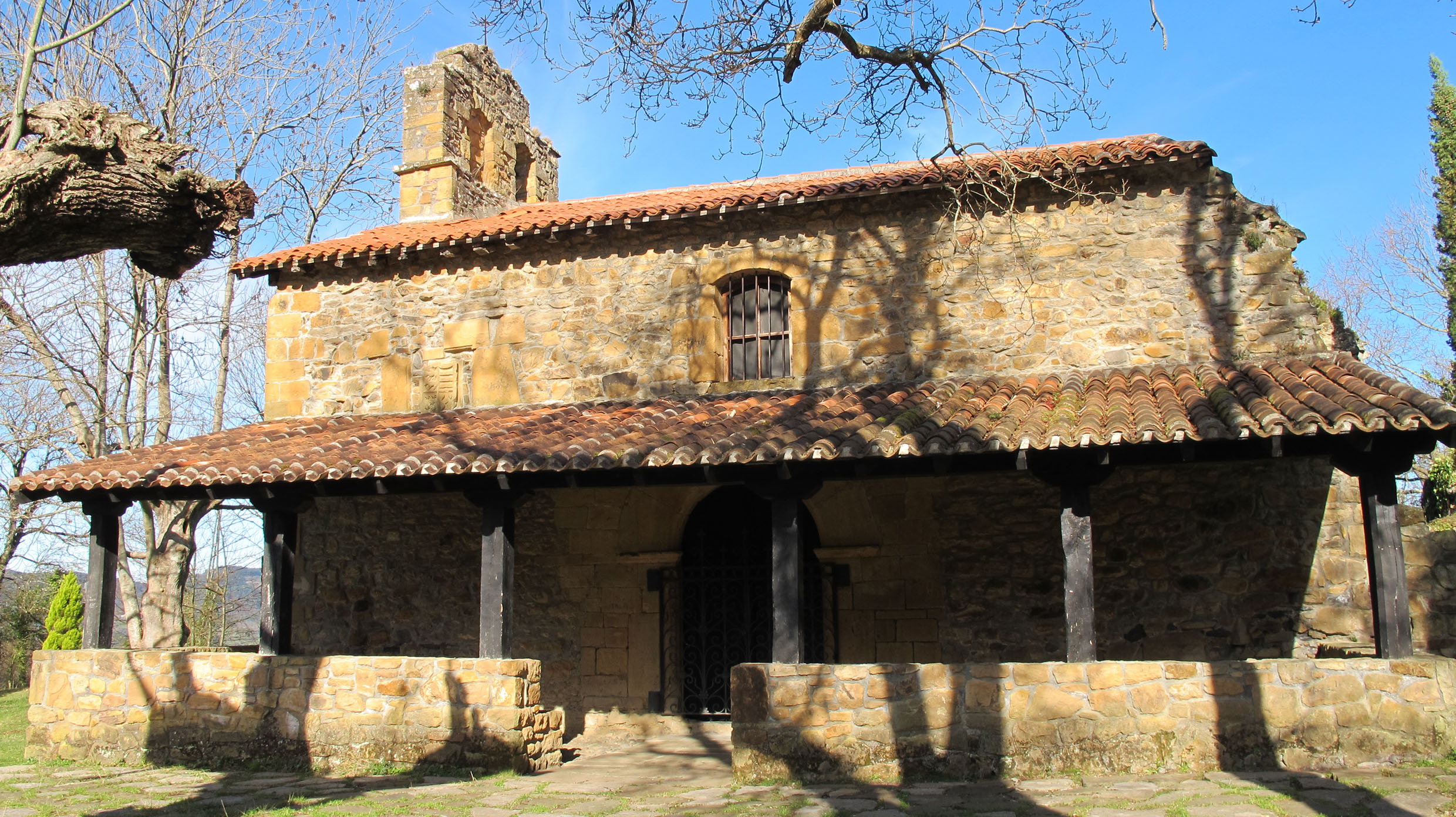 Santiago ermita, Galdames