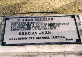 Juan Salazar-eko Omenaldiaren txapa