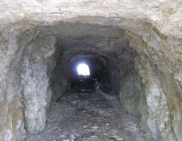 Dentro del tunel