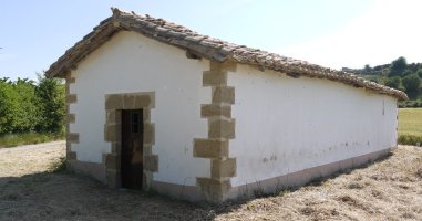 Santa Ageda ermita Legarda aldean