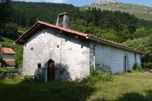 San Martin ermita Aulesti aldean