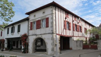 Maison Chory etxea, Bastida