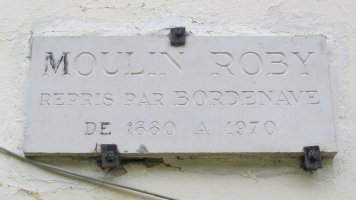 Moulin Roby errota, Bidaxune