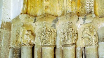 San Ciprian y Santa Justina eliza, Busto de Trebiño