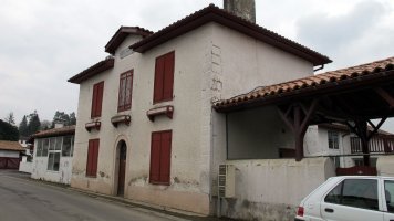 Herriko Eskola, Azkarate