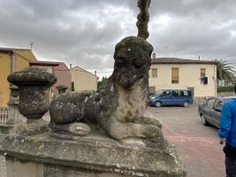 Antiguako Andra Maria Eliza. Mañueta