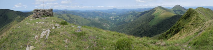 Ekaitza eta ekialdeko mendiak