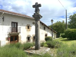 Gurutzea. Arratzua-Ubarrundia (Uribarri-Ganboa)