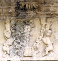 Armarria (Andra Maria 17), Bilar