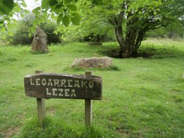 Legarreako leizea, memoria tokia