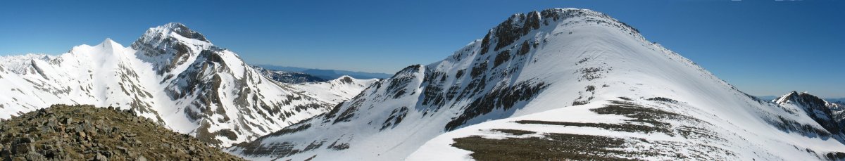 Bisaurin eta Aguerri, honen Iparraldeko lepotik