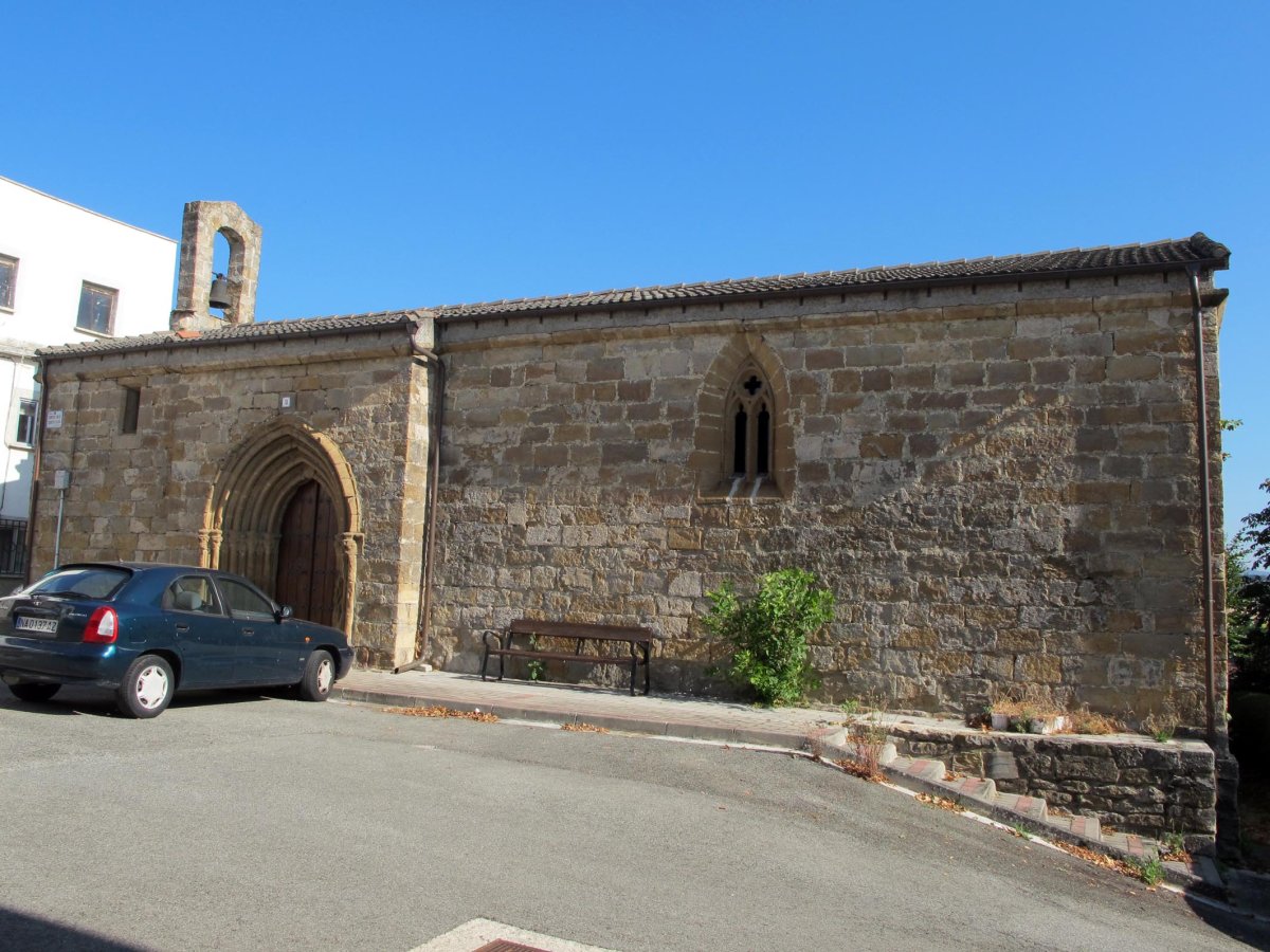 Santa Maria de la Peña ermita Arazurin