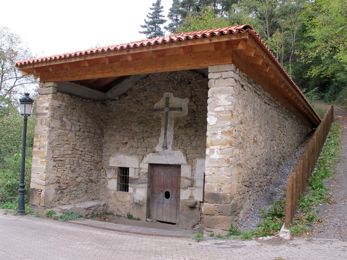 Santa Koloma ermita Leitz-Gatzagan