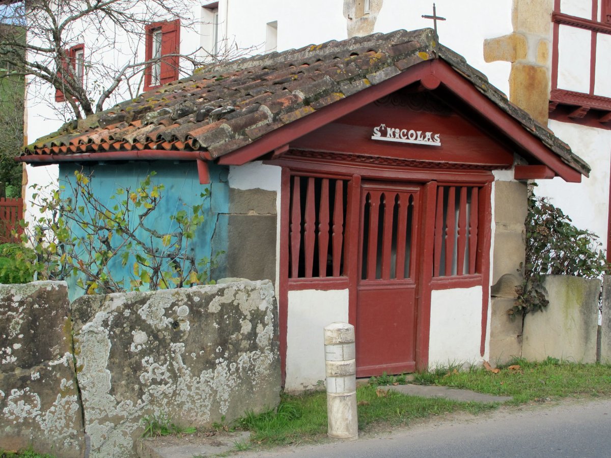 San Nikolas ermita Saran