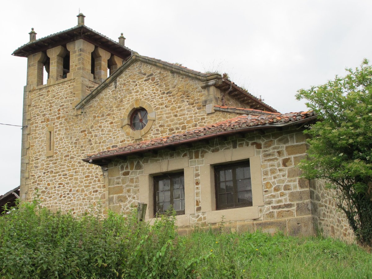 San Hermenegildo ermita Traslosheros auzoan