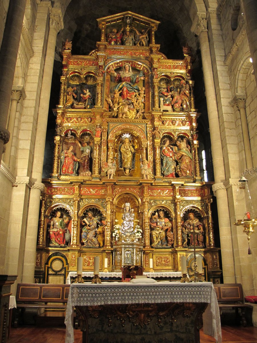 Santa Maria la Real eliza, Zangoza
