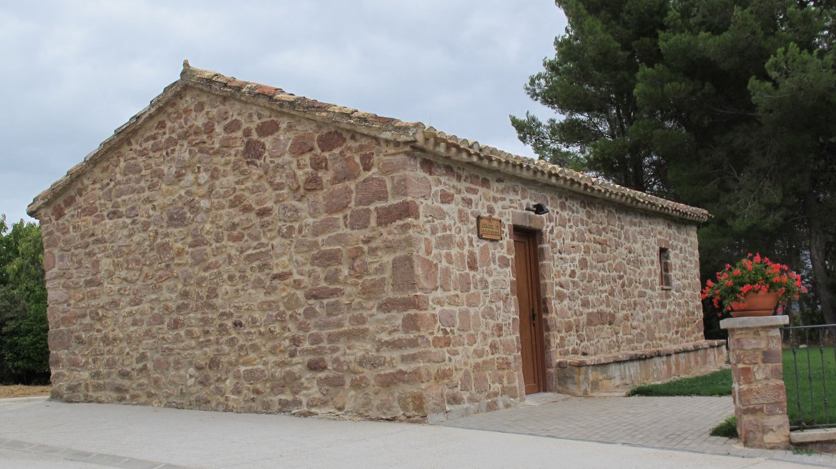 San Adrián ermita, Mirafuentes
