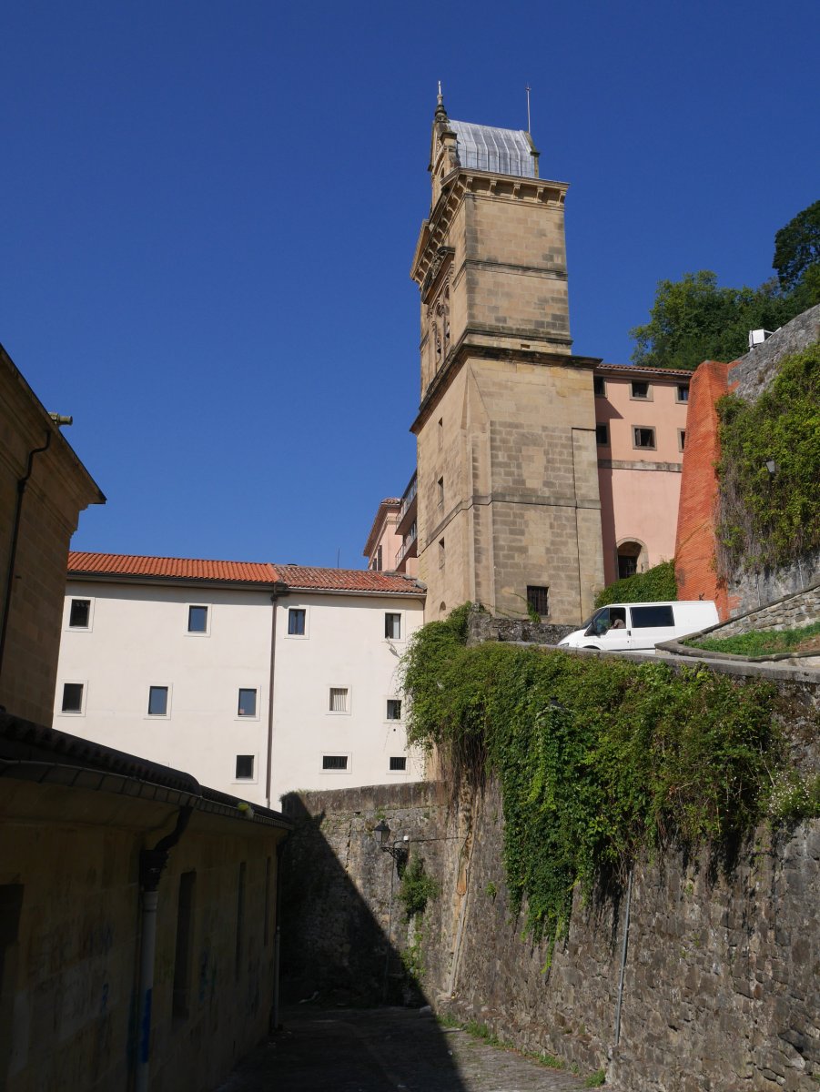 Santa Teresa komentua, Donostia