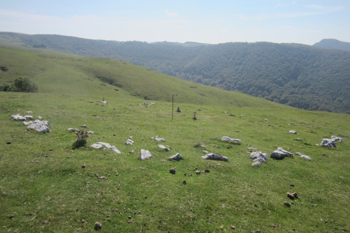 Cromlech Olamuño Oeste II  (Septiembre 2017)