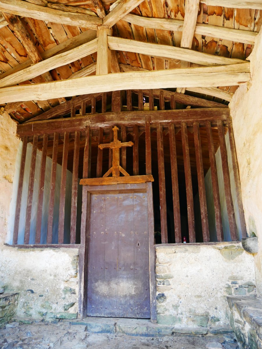 Santa Kruz ermita, Areso