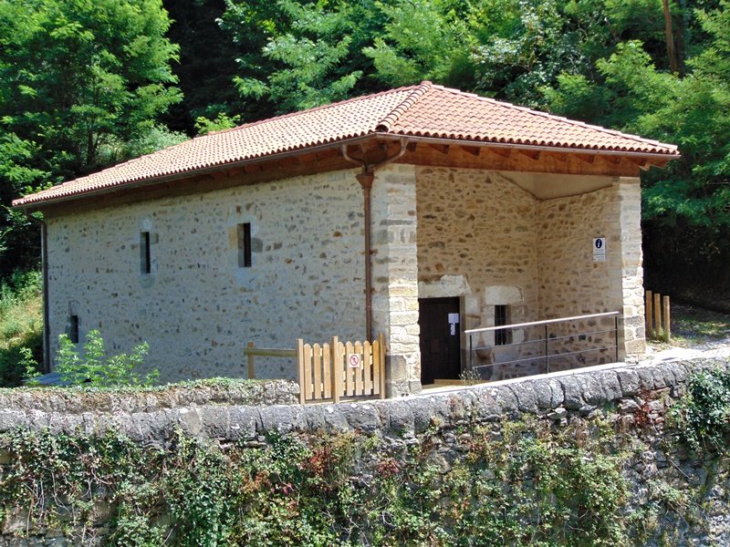 Santa Kolunba Ermita Leintz Gatzagan