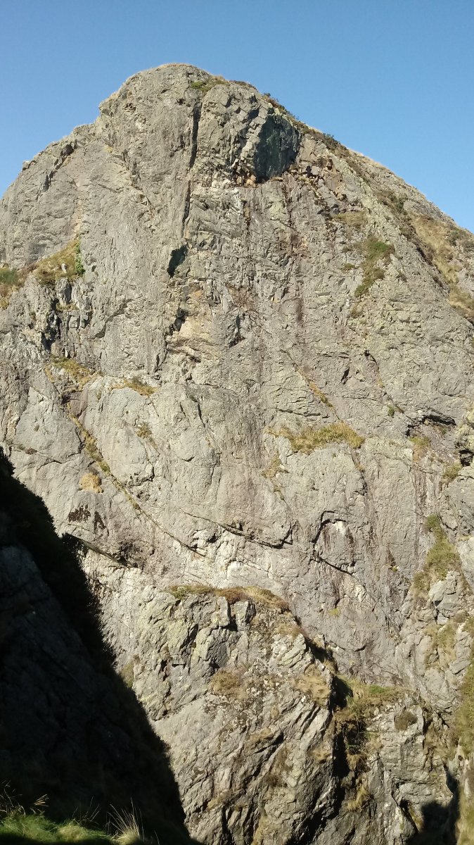 Txurrumurru (828m) azpitik hurbiltzen