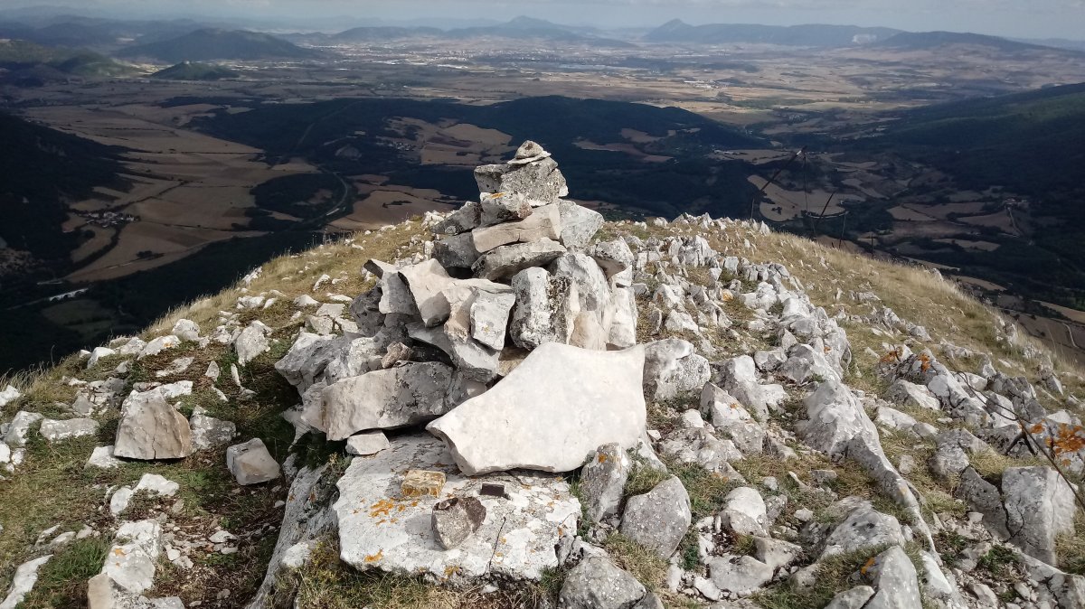 Txurregi (1125m), ekialdeko muturra, Iruñerria sakonean