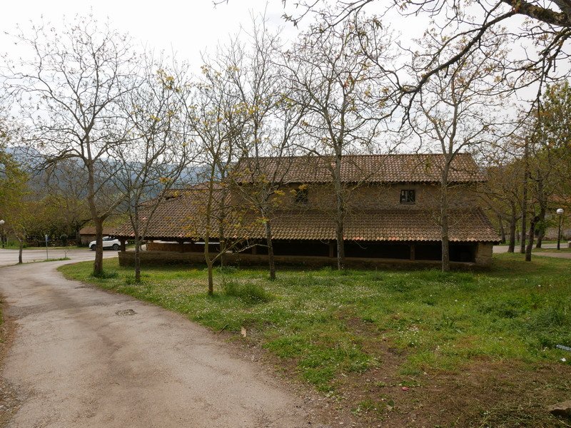 San Bixenti ermita, Artaunen