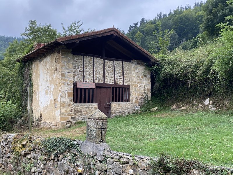 San Bartolome Ermita. Lexartza Auzoa. Güeñes