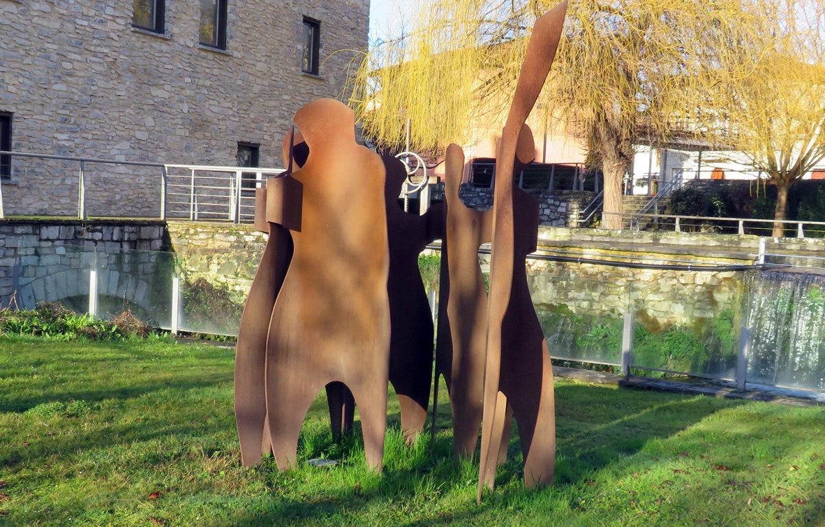 Eskultura, Langraiz Oka-Iruña Oka