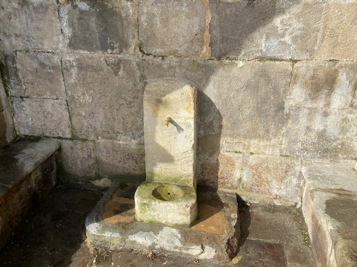 Iturri Zahar Iturria. Eskoriatza