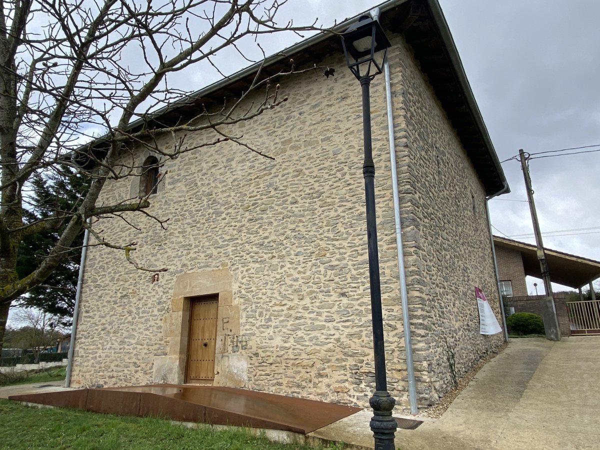 San Esteban Ermita. Zigoitia (Etxabarri Ibiña)