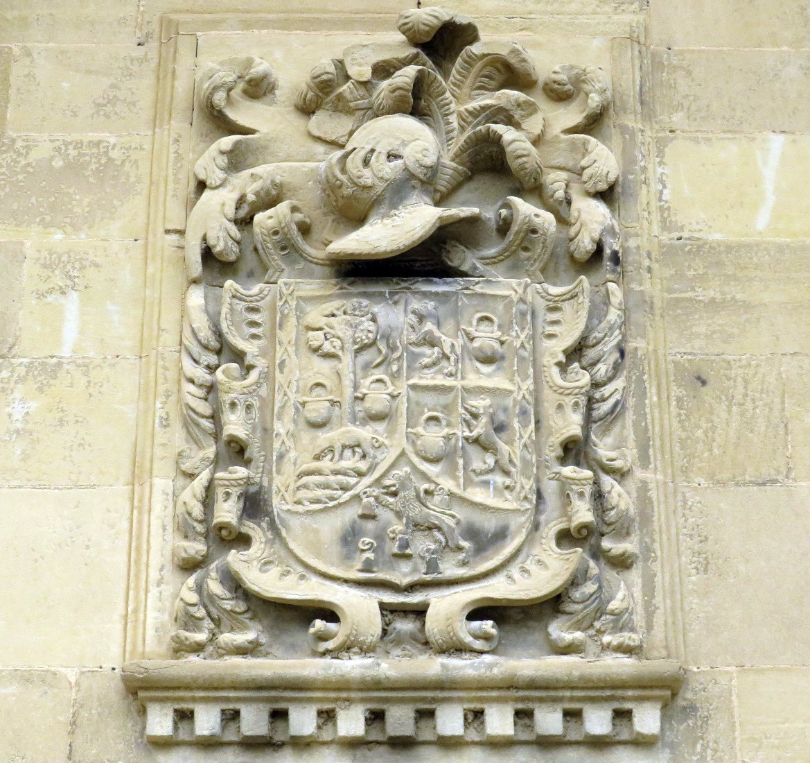 Etxea (El Frontin Kalea 16), Bastida