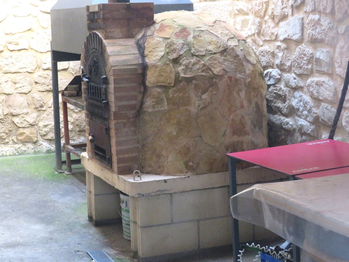 Ogi labea (Kale Nagusia 3), Zabalate-Zanbrana