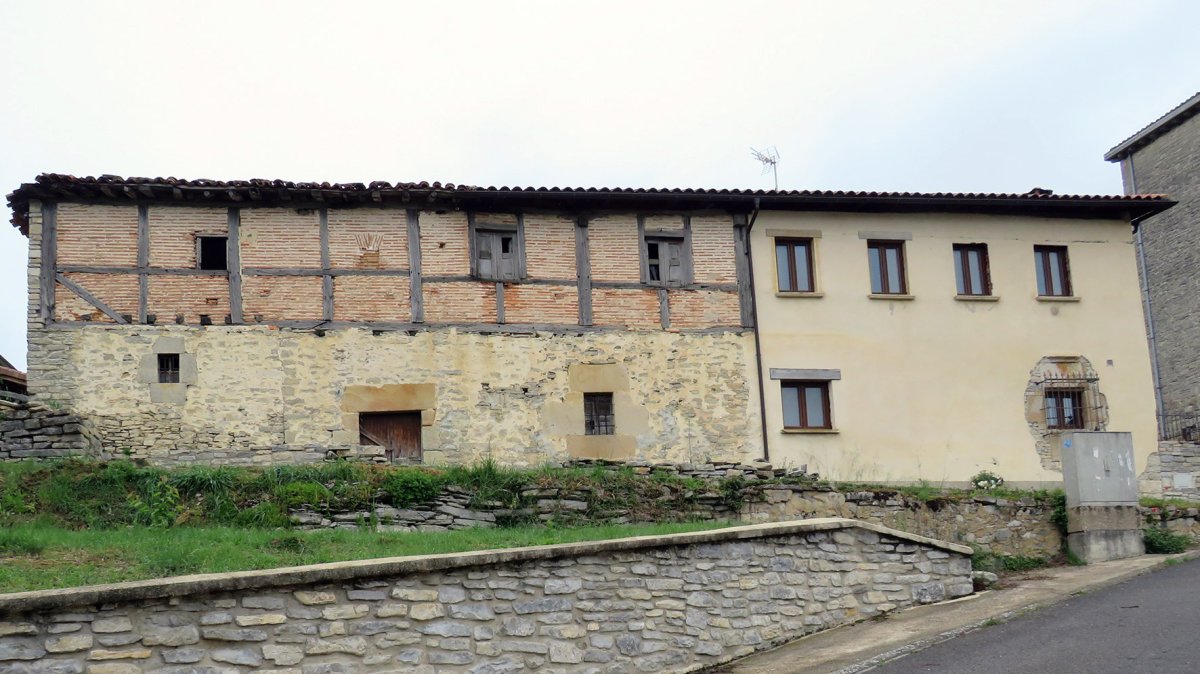 Etxea (Bihur Kalea 10), Heredia-Barrundia
