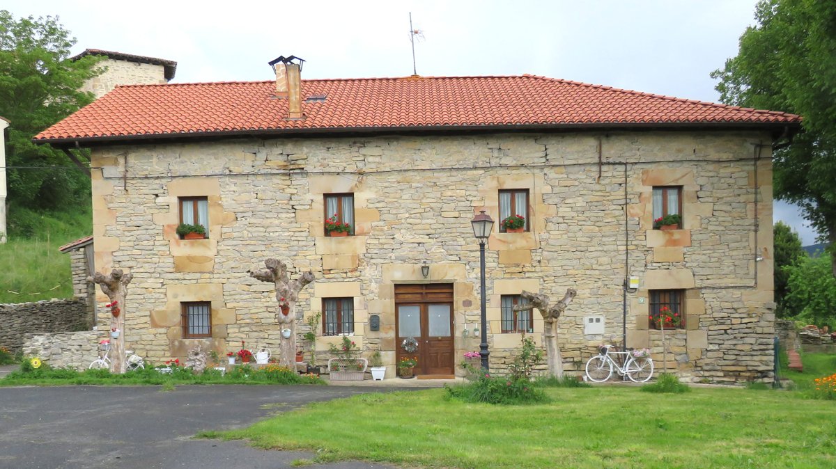 Etxea (Kale Nagusia 9), Dallo-Barrundia
