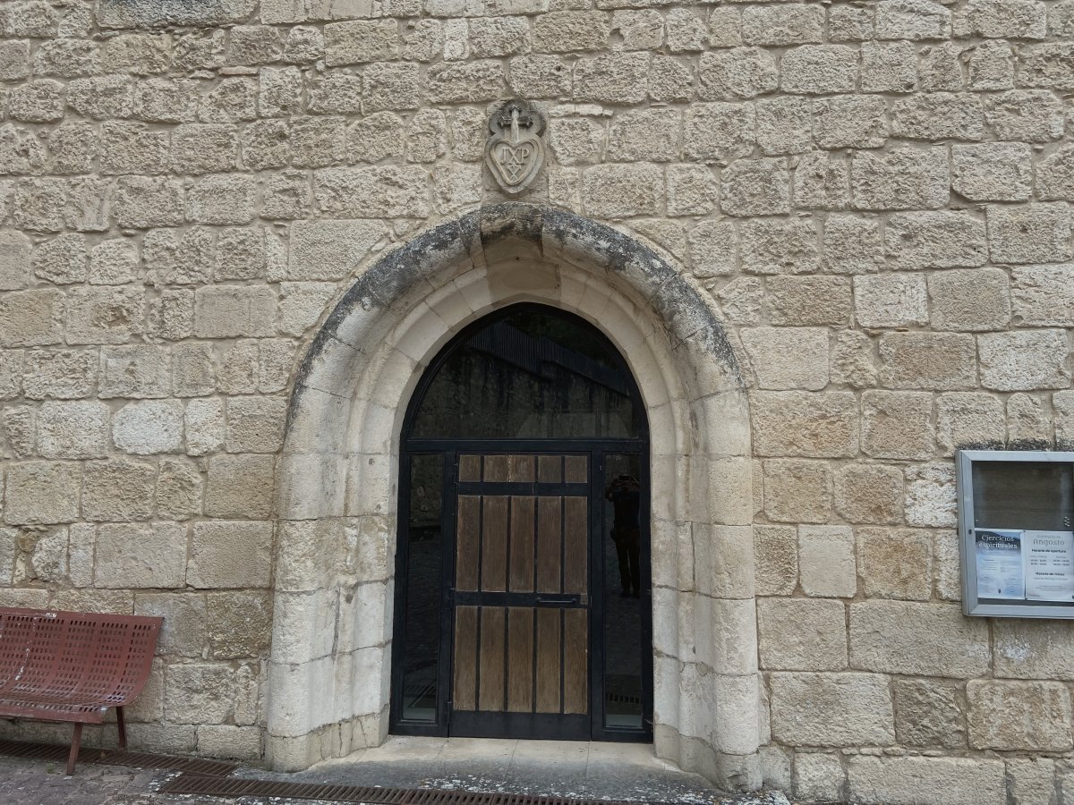 Angostoko Andra Maria Santutegia. Gaubea (Villanañe)