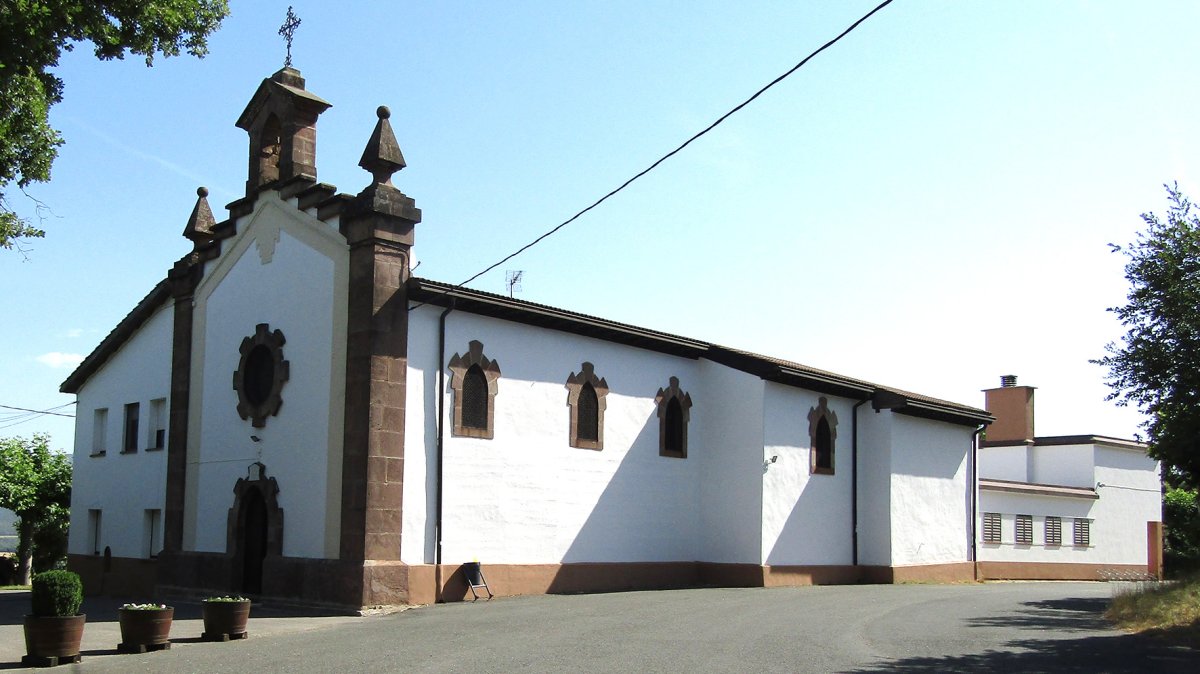 Ibernaloko Amabirjina ermita, Santikurutze Kanpezu