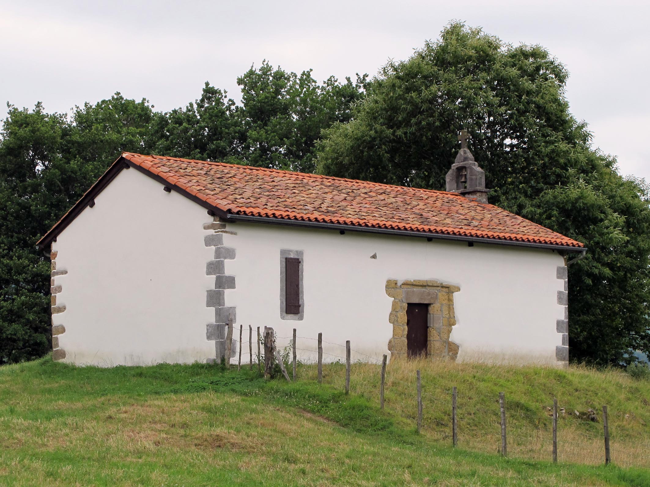Santa Engrazia ermita Behorlegi aldean