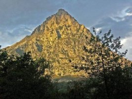 Pico San Vicente desde carretera a Soba
