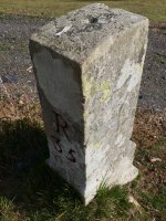 35. mugarria, Larrun