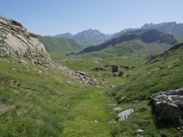 Portalet aldeko ikuspegia, atzera begiratuta