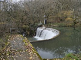 Presa Basaburua ibaian