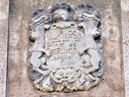 Foruen plazako 7 zenbakiko armarria, Cintruenigo