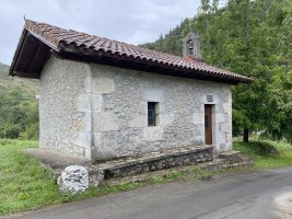 Karmengo Amabirjiña  Ermita. Gautegiz-Arteaga (Basetxeta)