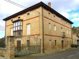 Etxea (La Plaza 13) Saratsu-Lantaron