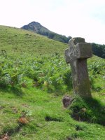 Gurutzea Otsondo aldeko bidean