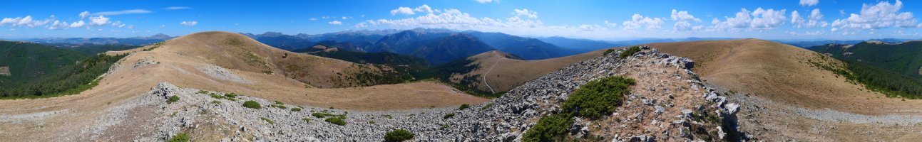 Panoramika osoa Katxolatze tontorretik