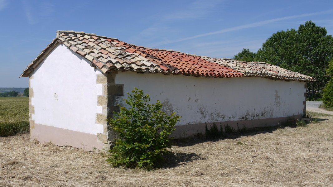 Santa Barbara ermita Legarda aldean