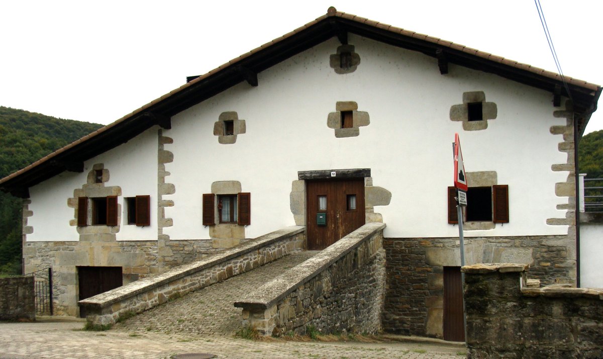 Berekoetxea exea, Eraso-Imotz